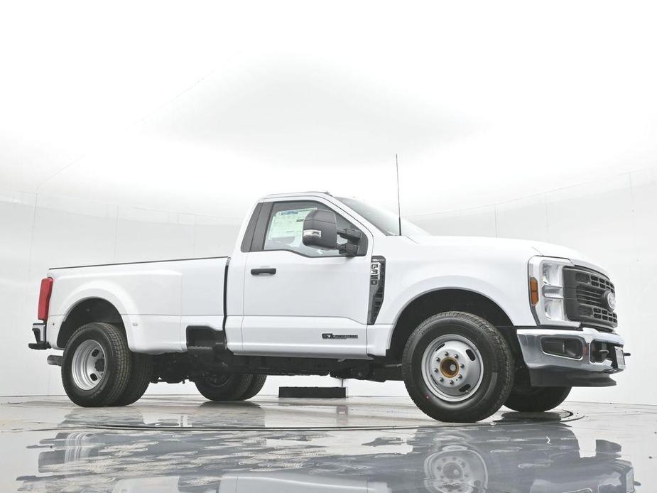 new 2024 Ford F-350 car, priced at $57,385