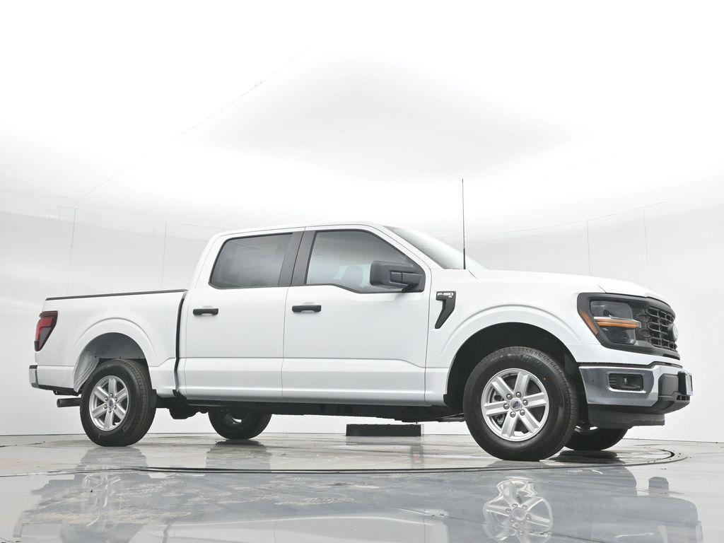 new 2025 Ford F-150 car, priced at $42,421
