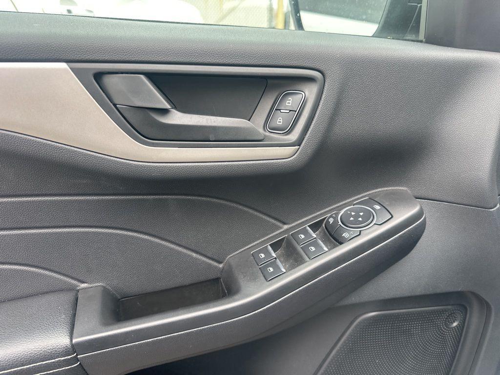 used 2022 Ford Escape car, priced at $22,600