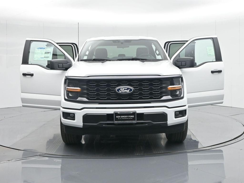 new 2025 Ford F-150 car, priced at $42,288