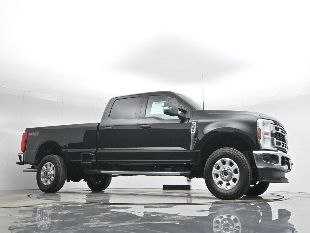 new 2024 Ford F-350 car, priced at $78,370