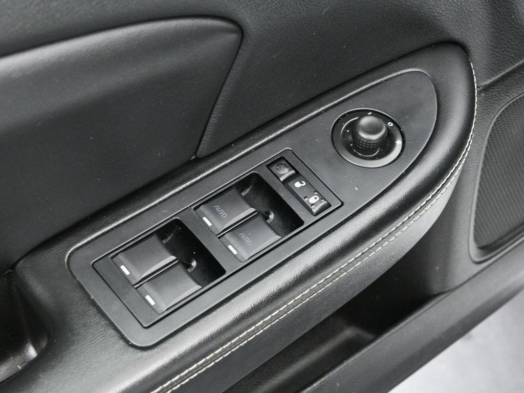 used 2014 Chrysler 200 car, priced at $9,900