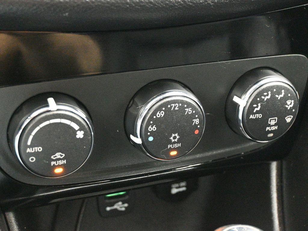 used 2014 Chrysler 200 car, priced at $9,900