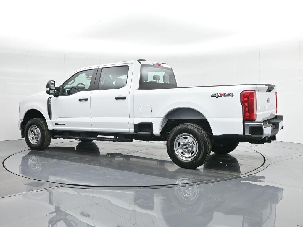 new 2024 Ford F-250 car, priced at $65,355