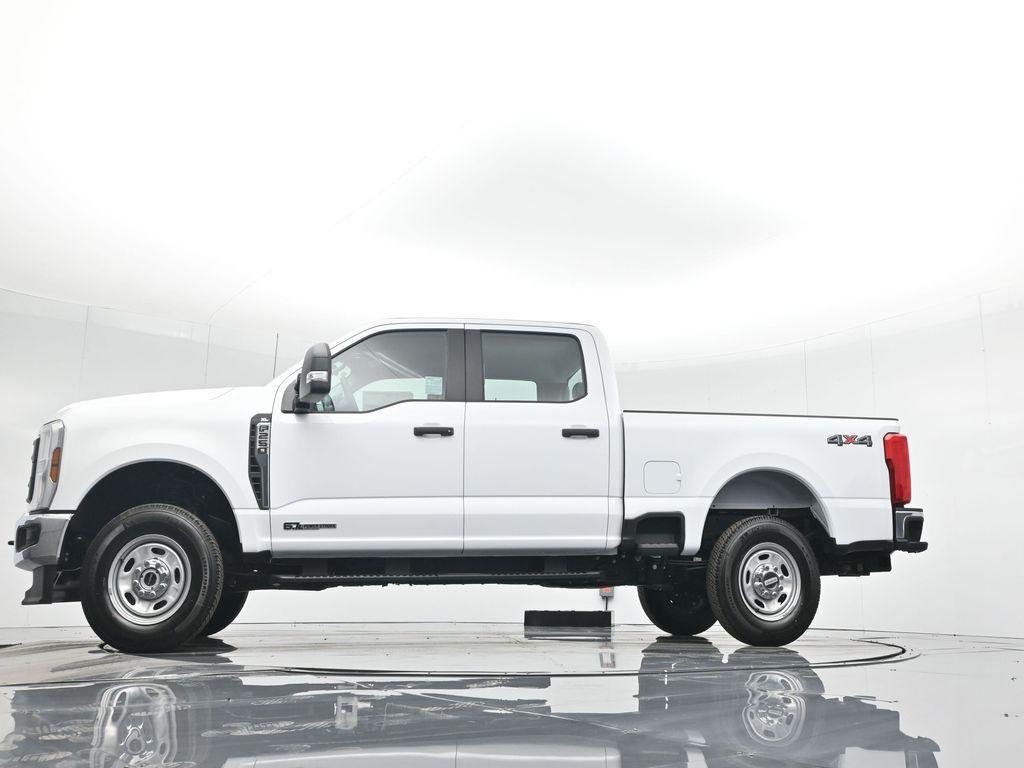 new 2024 Ford F-250 car, priced at $65,355