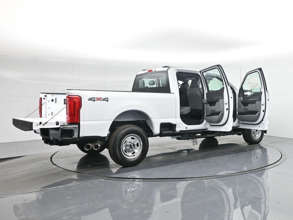 new 2024 Ford F-250 car, priced at $65,355