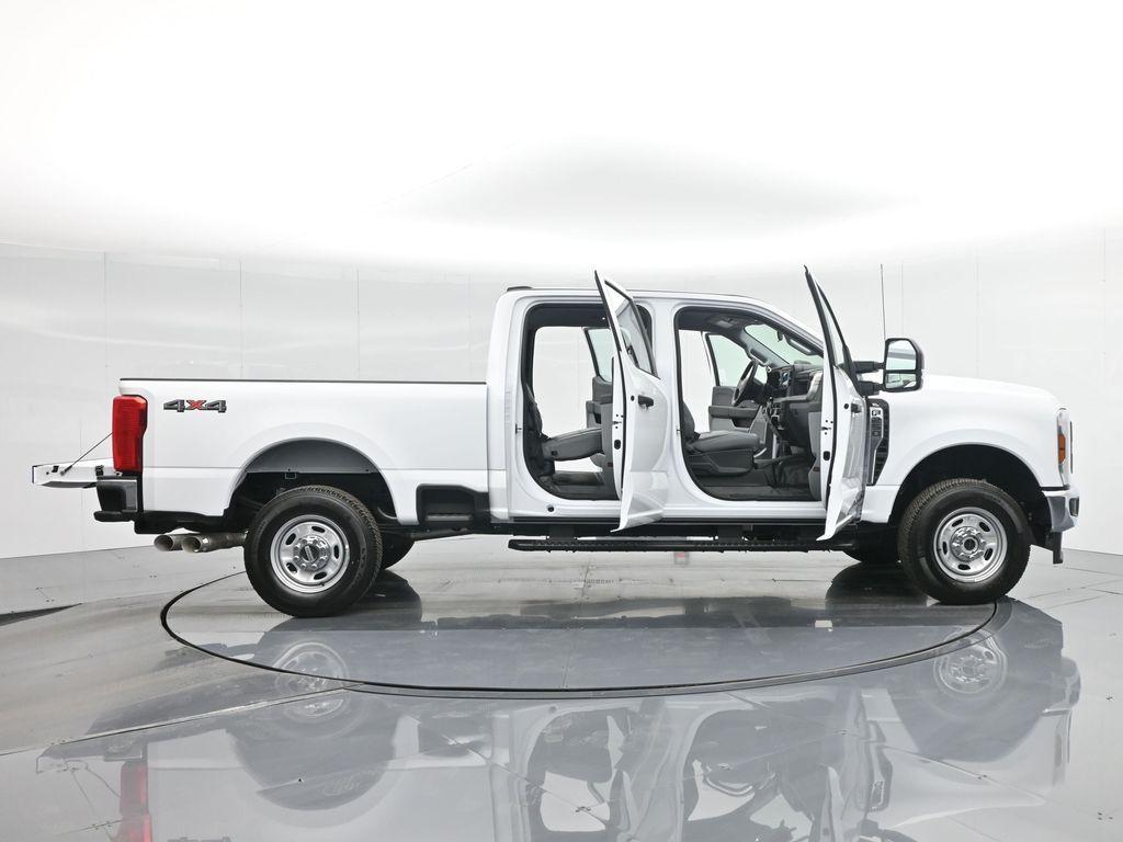 new 2024 Ford F-250 car, priced at $65,355