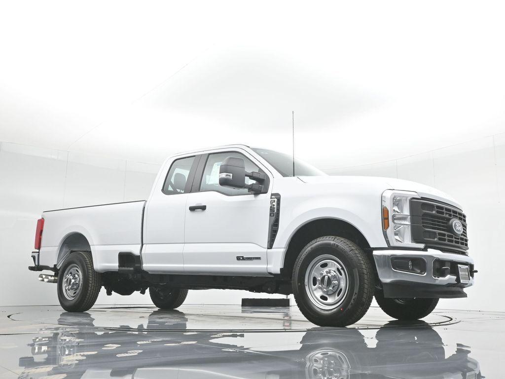 new 2024 Ford F-250 car, priced at $58,515