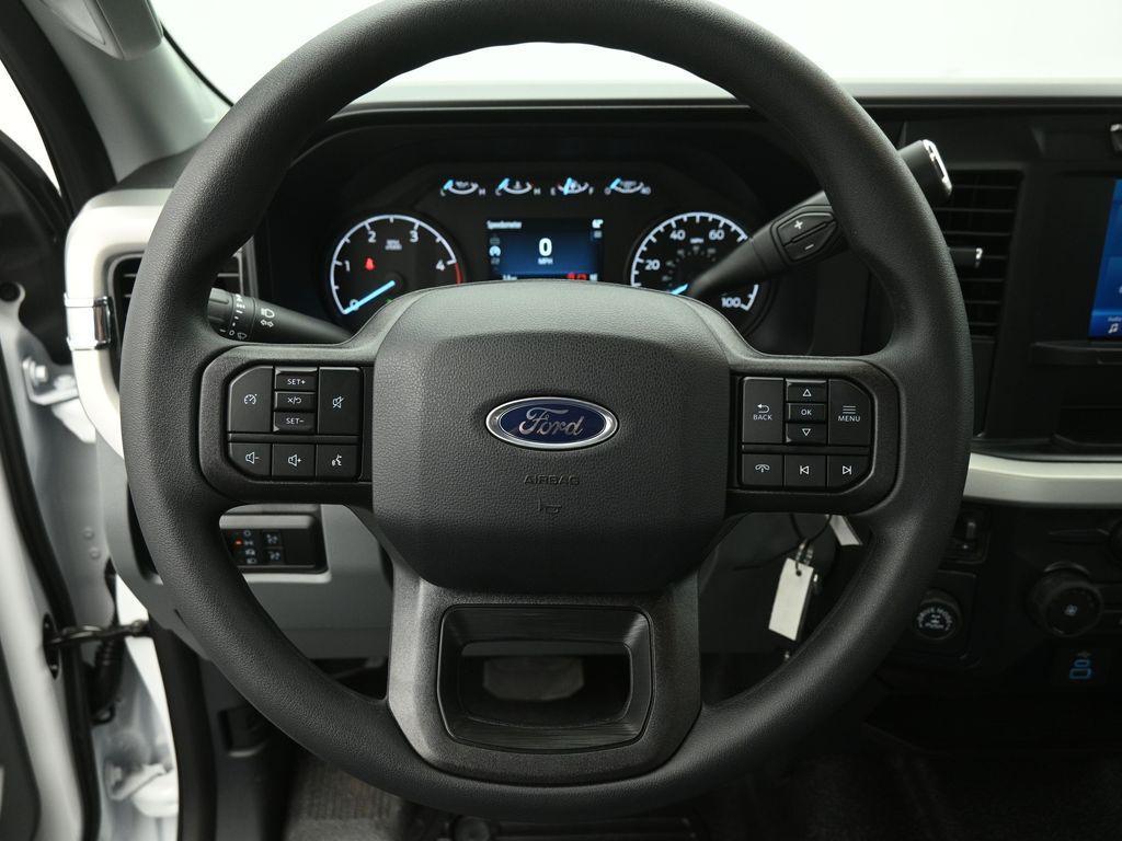 new 2024 Ford F-250 car, priced at $62,899