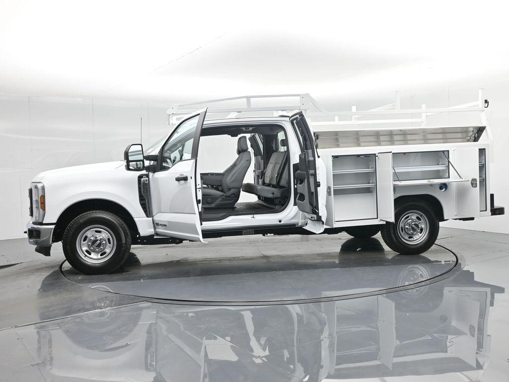 new 2024 Ford F-250 car, priced at $66,365