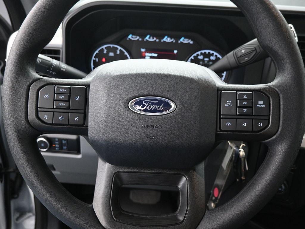 new 2024 Ford F-250 car, priced at $66,365