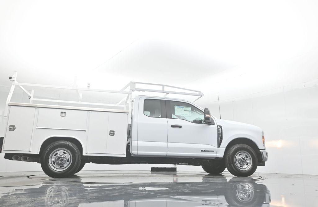 new 2024 Ford F-250 car, priced at $66,365