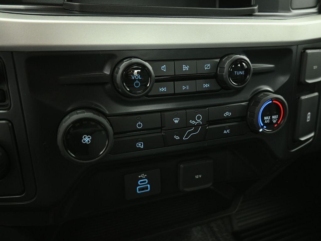new 2024 Ford F-250 car, priced at $62,899