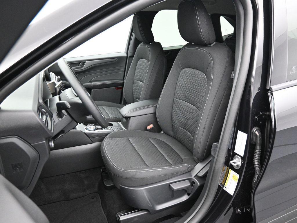 new 2025 Ford Escape car, priced at $28,140