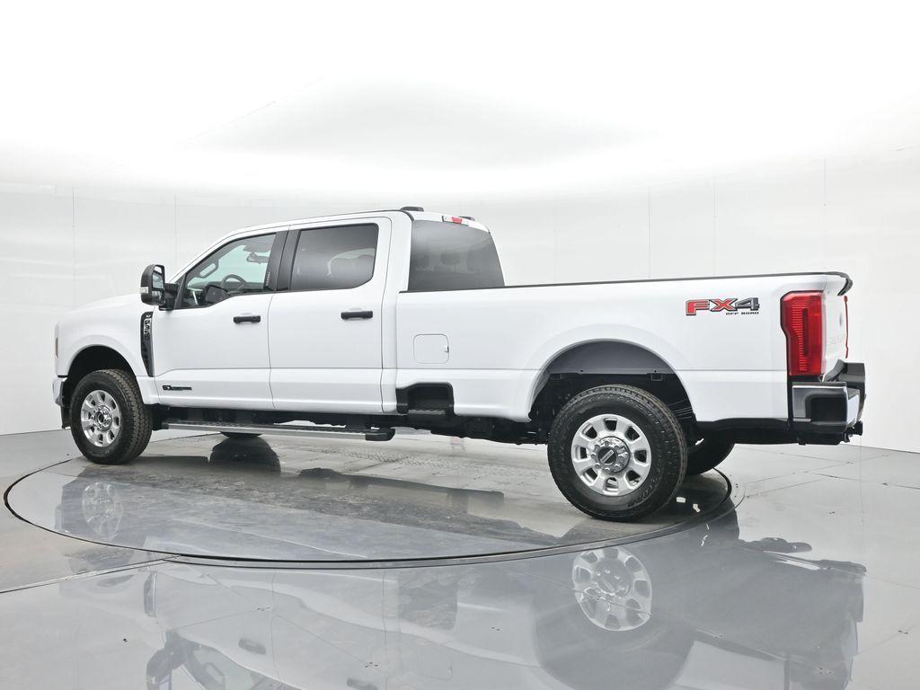 new 2024 Ford F-350 car, priced at $71,300