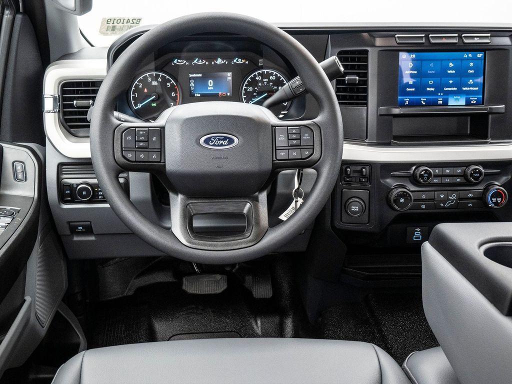 new 2024 Ford F-250 car, priced at $53,405