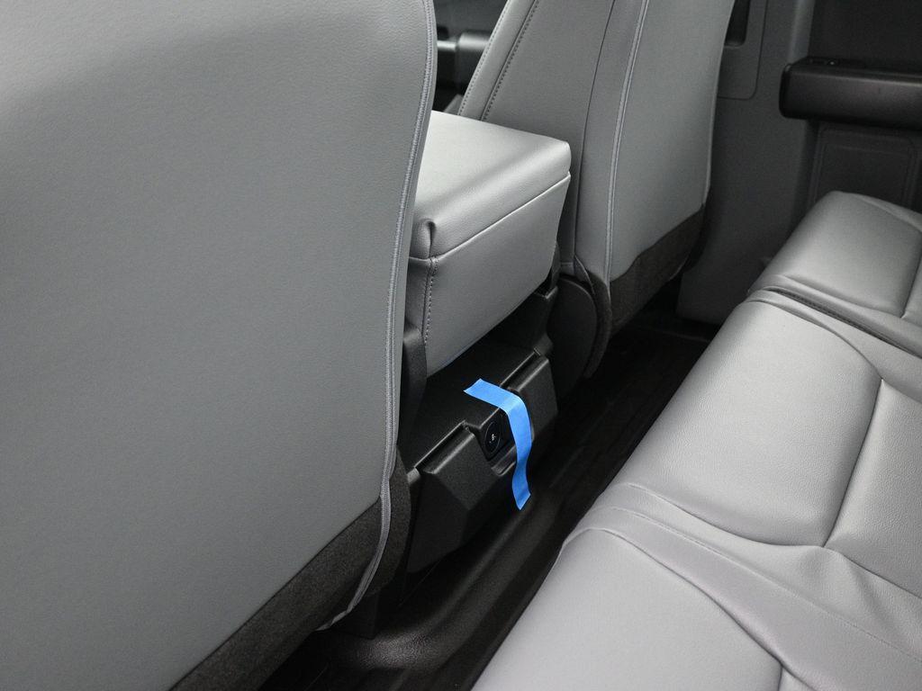new 2025 Ford F-150 car, priced at $39,352