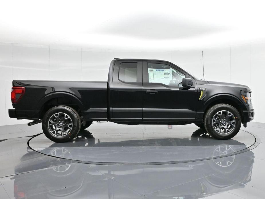 new 2024 Ford F-150 car, priced at $45,995