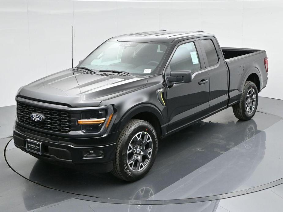 new 2024 Ford F-150 car, priced at $45,995