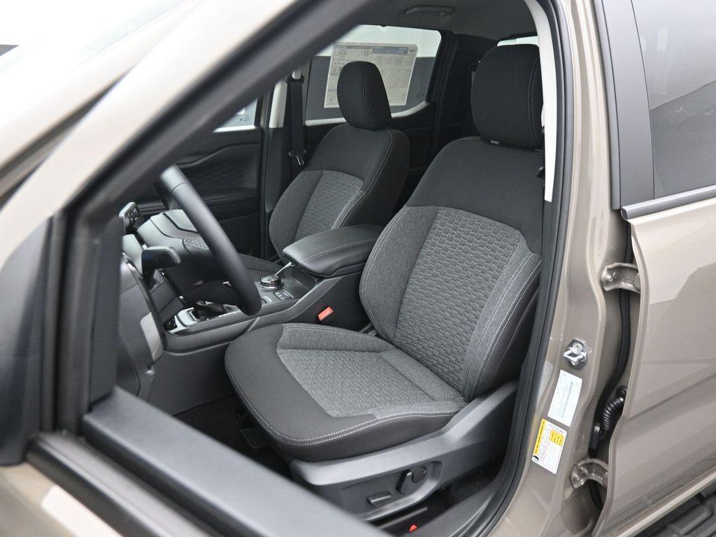 new 2025 Ford Ranger car, priced at $43,940