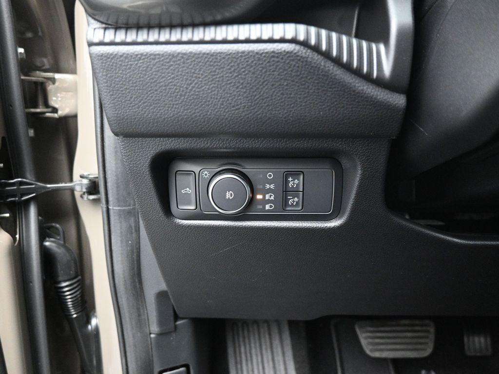 new 2025 Ford Ranger car, priced at $43,940