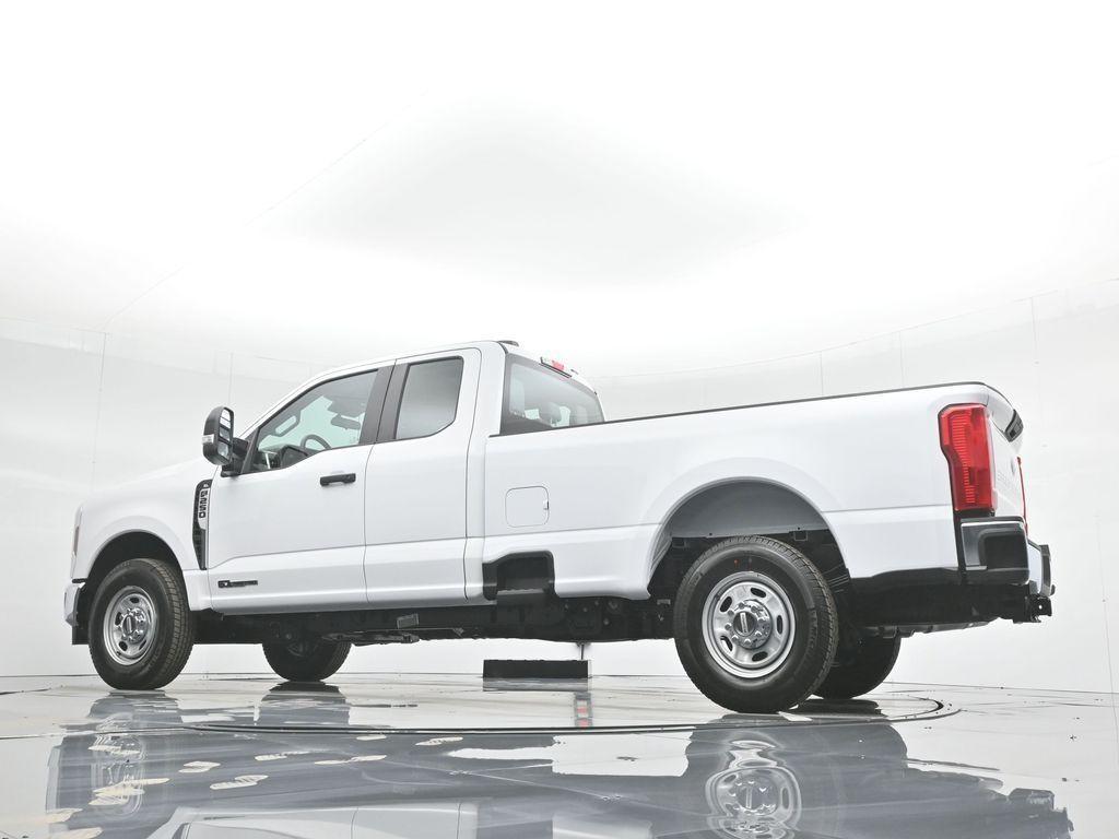 new 2024 Ford F-250 car, priced at $61,515