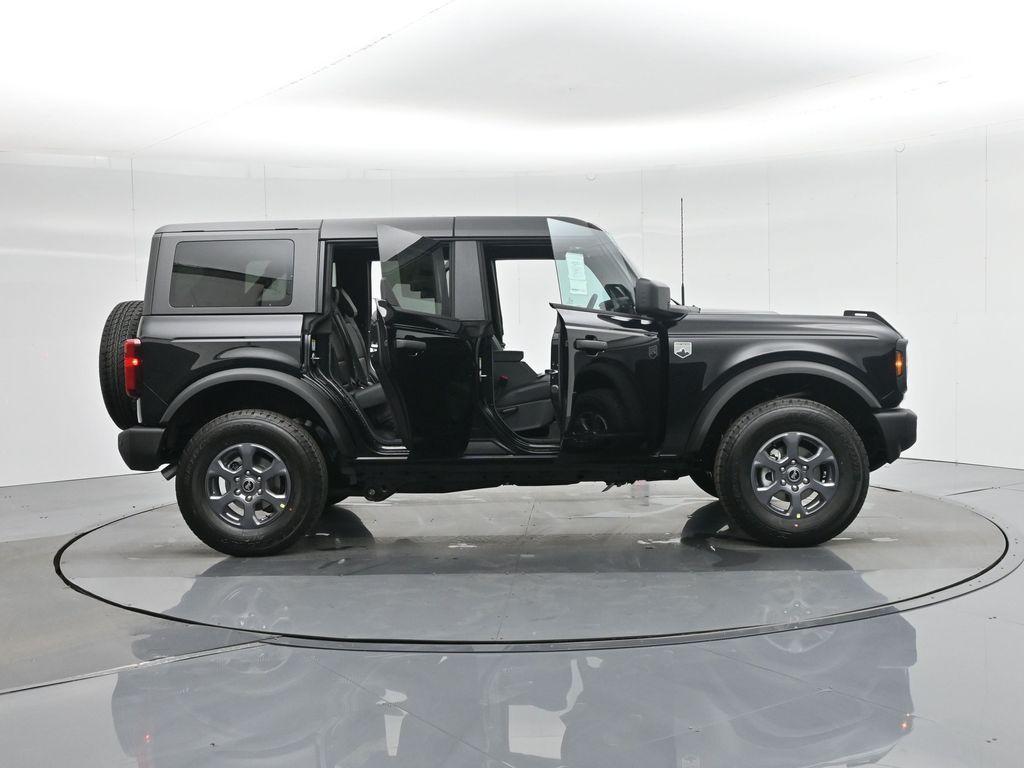 new 2025 Ford Bronco car, priced at $47,760