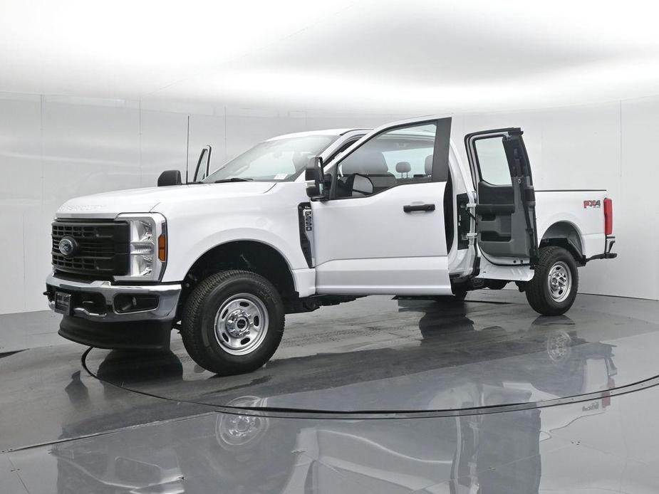 new 2024 Ford F-250 car, priced at $53,890