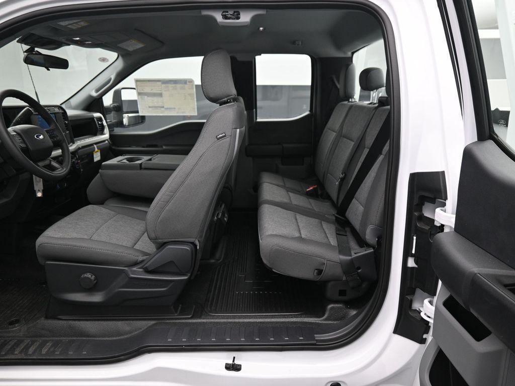 new 2024 Ford F-250 car, priced at $56,877