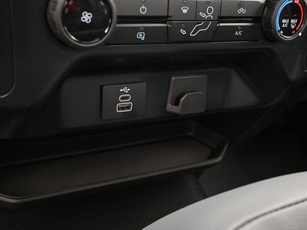 new 2025 Ford F-150 car, priced at $36,571