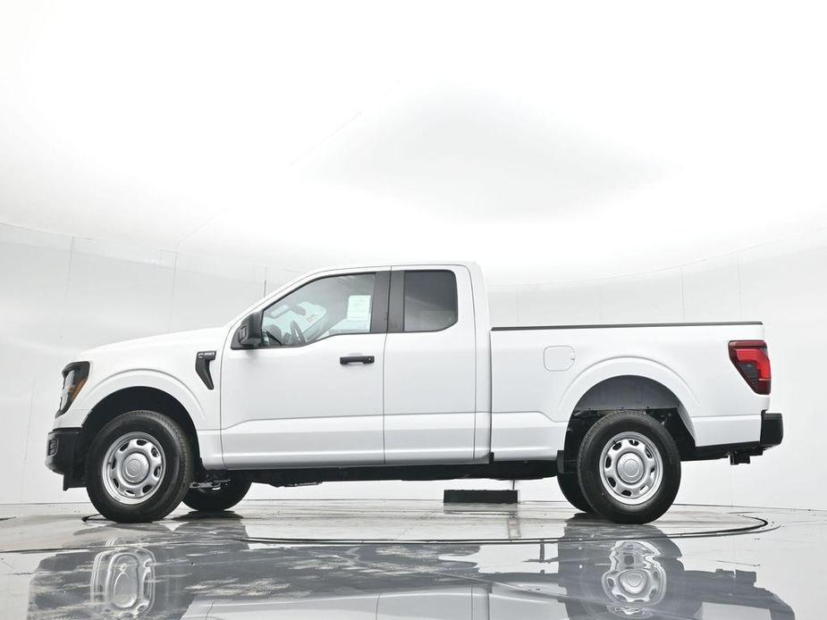 new 2024 Ford F-150 car, priced at $43,380