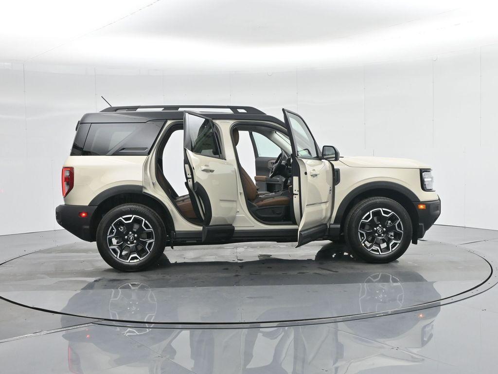new 2025 Ford Bronco Sport car, priced at $37,610