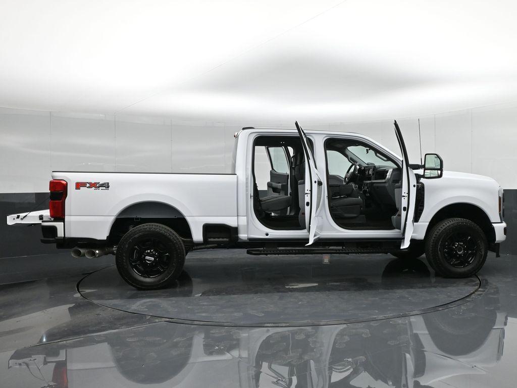 new 2024 Ford F-250 car, priced at $71,075