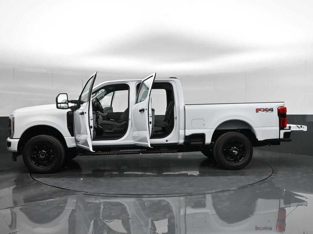 new 2024 Ford F-250 car, priced at $71,075