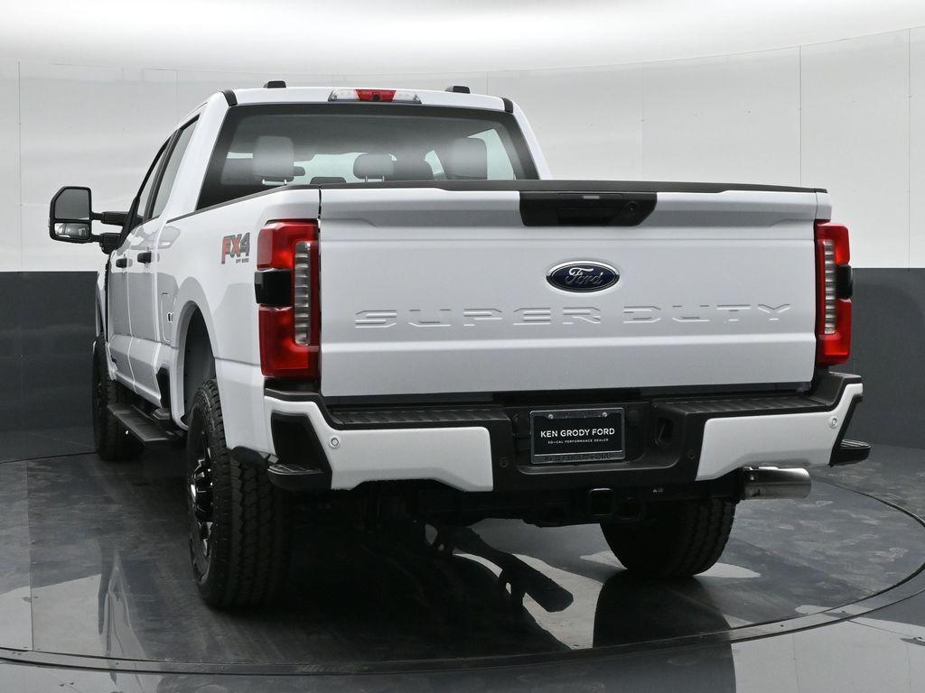 new 2024 Ford F-250 car, priced at $71,075