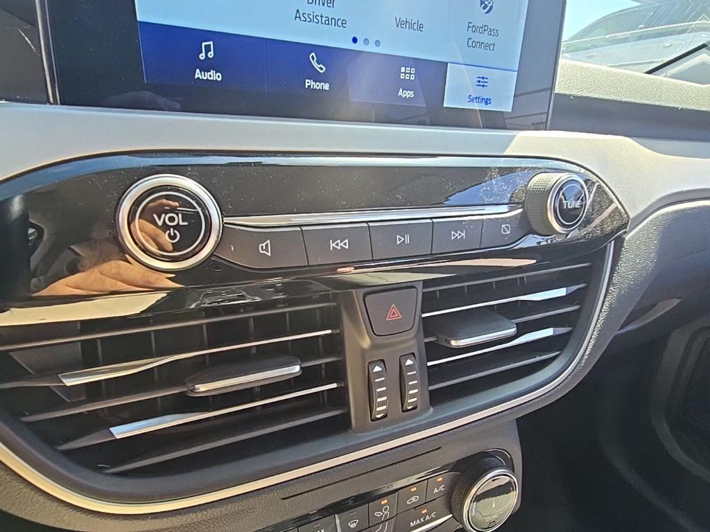 used 2022 Ford Escape car, priced at $21,800