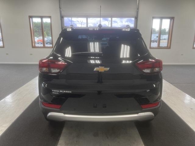 new 2024 Chevrolet TrailBlazer car, priced at $30,300