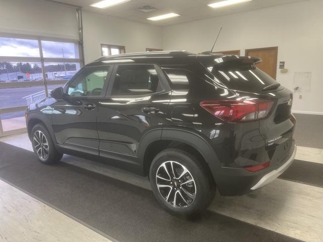 new 2024 Chevrolet TrailBlazer car, priced at $30,300