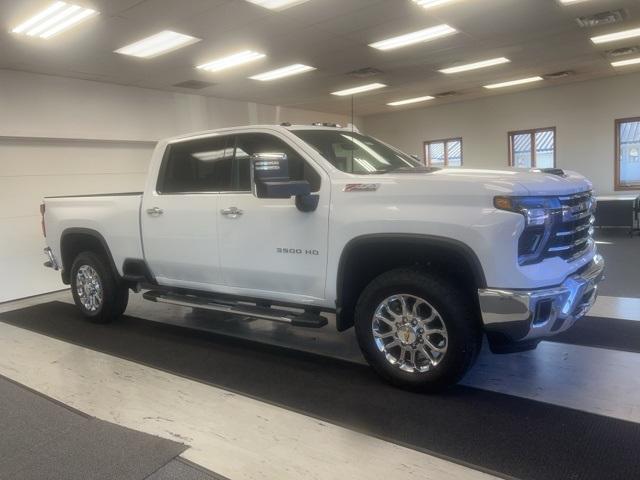 new 2025 Chevrolet Silverado 3500 car, priced at $85,365