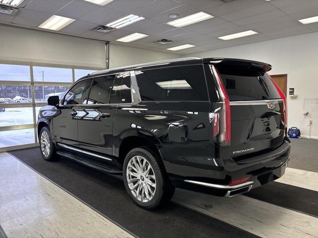 used 2021 Cadillac Escalade ESV car, priced at $56,795