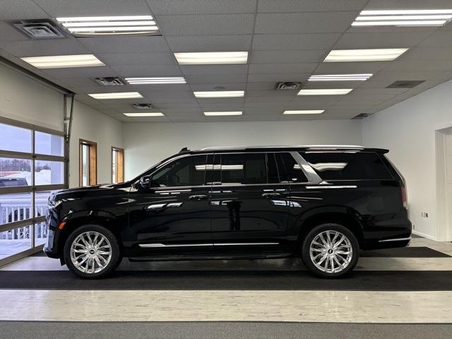 used 2021 Cadillac Escalade ESV car, priced at $56,795