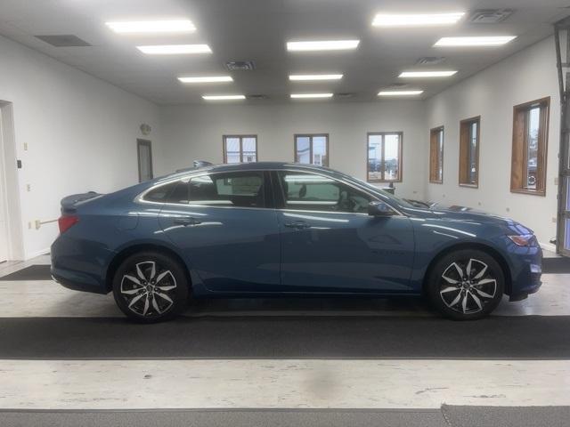 new 2025 Chevrolet Malibu car, priced at $28,320