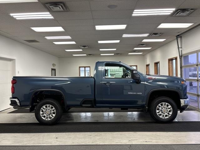 new 2025 Chevrolet Silverado 3500 car, priced at $61,000