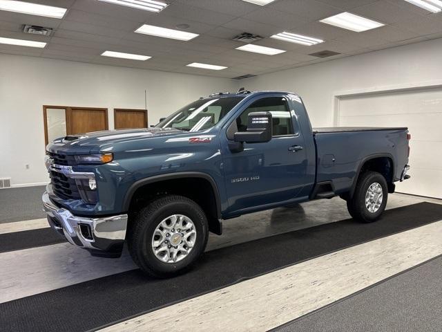 new 2025 Chevrolet Silverado 3500 car, priced at $61,000