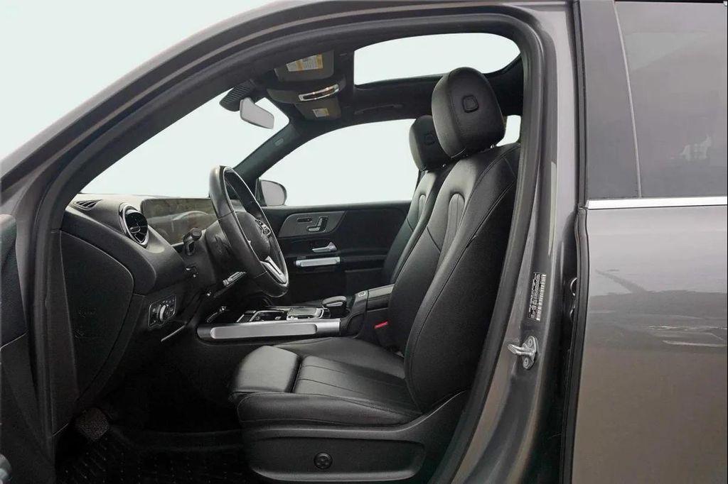 used 2020 Mercedes-Benz GLB 250 car, priced at $26,888