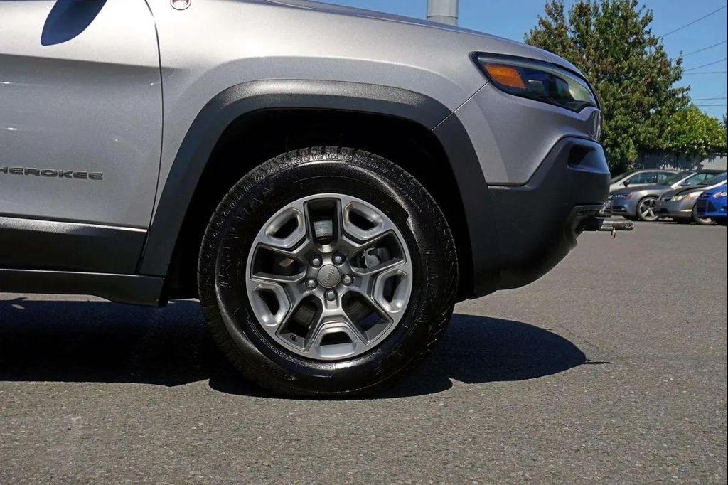 used 2019 Jeep Cherokee car, priced at $16,588