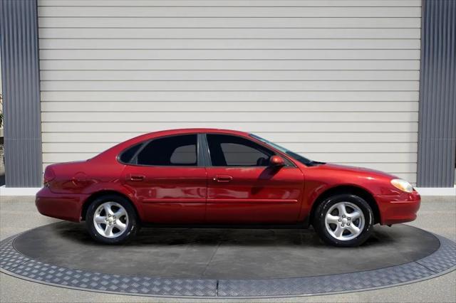 used 2002 Ford Taurus car, priced at $4,888