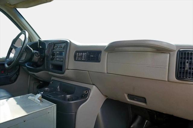 used 1997 GMC Savana 2500 car, priced at $12,988