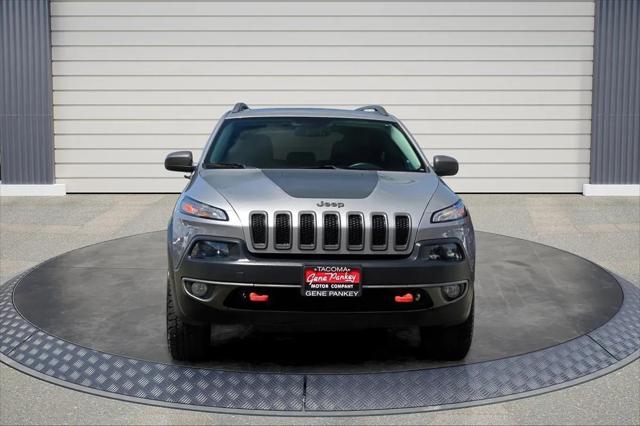 used 2015 Jeep Cherokee car, priced at $15,999
