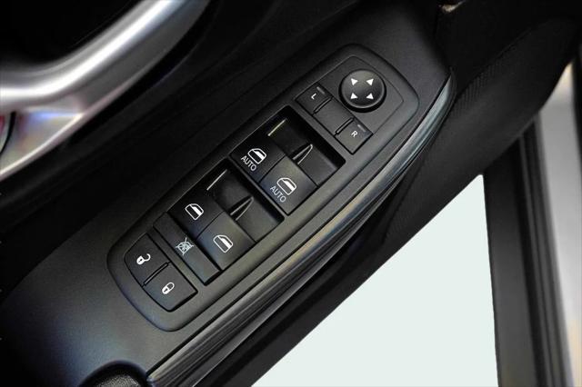 used 2015 Jeep Cherokee car, priced at $15,999
